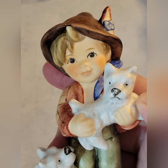 Goebel Collectible Charming Hummel Boy with Puppies Figurine Limited Edition - Picture 12 of 16
